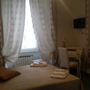 A Porta Rocca 3*, La Spezia Italia